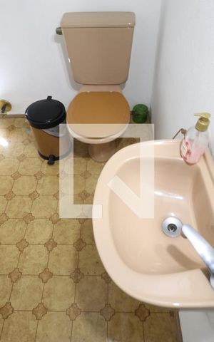 Casa à venda com 200m², 3 quartos e 2 vagasLavabo