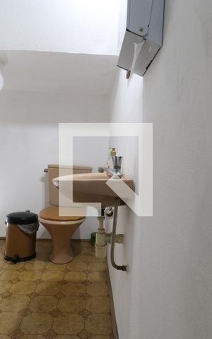 Casa à venda com 200m², 3 quartos e 2 vagasLavabo
