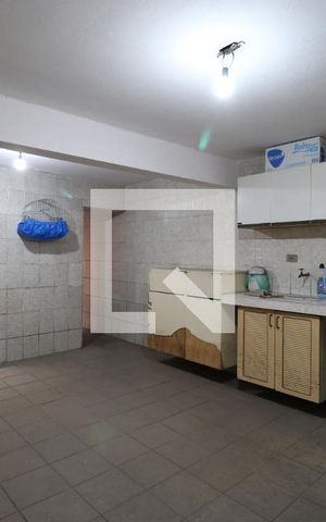 Casa à venda com 200m², 3 quartos e 2 vagasÁrea de Serviço