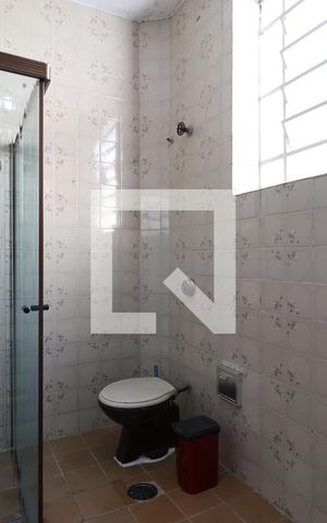 Casa à venda com 200m², 3 quartos e 2 vagasBanheiro