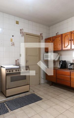 Casa à venda com 200m², 3 quartos e 2 vagasCozinha