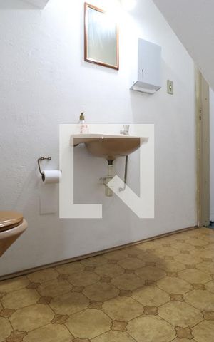 Casa à venda com 200m², 3 quartos e 2 vagasLavabo