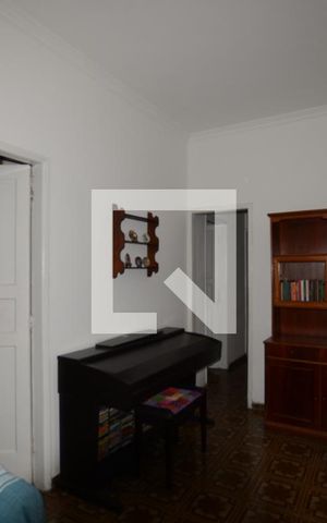Casa à venda com 225m², 3 quartos e 3 vagasSala