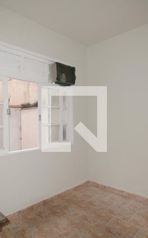 Casa à venda com 225m², 3 quartos e 3 vagasQuarto edícula 