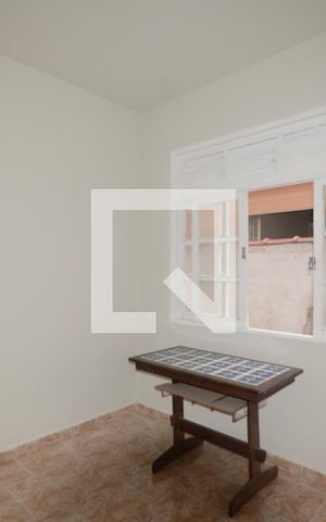 Casa à venda com 225m², 3 quartos e 3 vagasQuarto edícula 