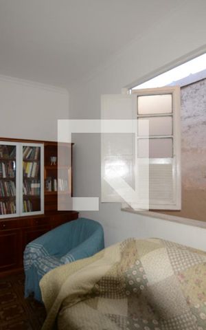 Casa à venda com 225m², 3 quartos e 3 vagasSala