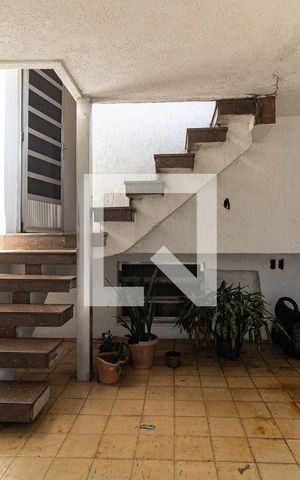 Casa à venda com 250m², 5 quartos e 2 vagasGaragem 