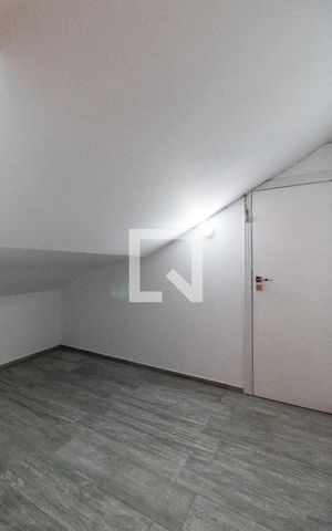 Casa à venda com 600m², 4 quartos e 4 vagas Casa à venda com 600m², 4 quartos e 4 vagasGaragem