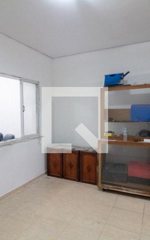 Casa à venda com 140m², 2 quartos e 1 vaga Casa à venda com 140m², 2 quartos e 1 vagaSala