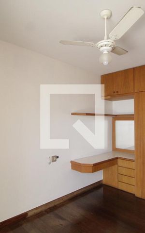 Casa para alugar com 216m², 3 quartos e 4 vagasSuíte 1