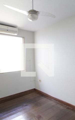 Casa para alugar com 216m², 3 quartos e 4 vagasSuite 2