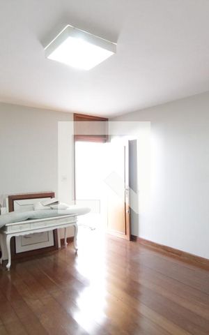 Casa para alugar com 216m², 3 quartos e 4 vagasSala 2