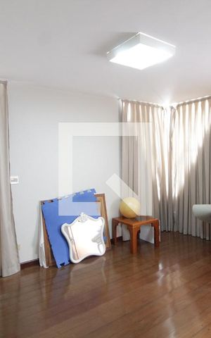 Casa para alugar com 216m², 3 quartos e 4 vagasSala 2