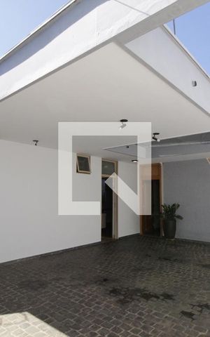 Casa para alugar com 216m², 3 quartos e 4 vagasGaragem