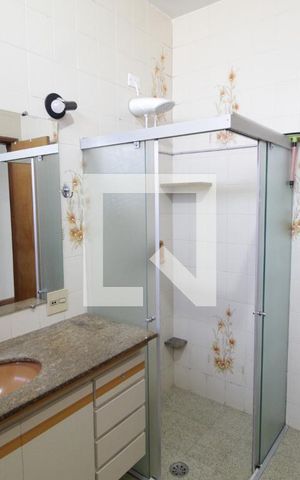 Casa para alugar com 216m², 3 quartos e 4 vagasBanheiro da Suíte 2