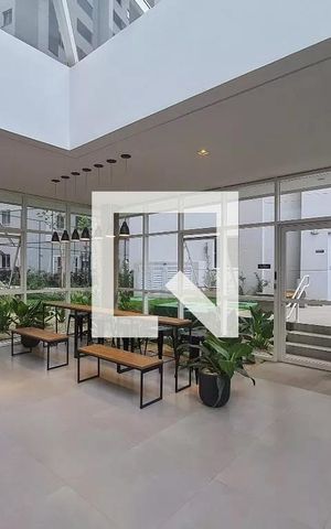 Apartamento para alugar com 36m², 2 quartos e 1 vaga Apartamento para alugar com 36m², 2 quartos e 1 vagaÁrea comum - Portaria