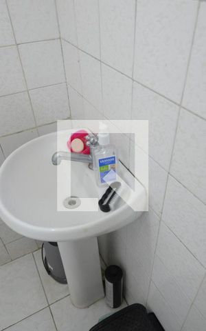 Apartamento à venda com 73m², 2 quartos e 2 vagasBanheiro de Serviço