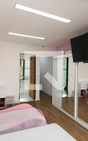 Casa para alugar com 300m², 3 quartos e 3 vagasSuíte 2