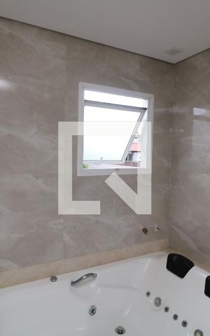 Casa para alugar com 300m², 3 quartos e 3 vagasBanheiro da Suíte 3