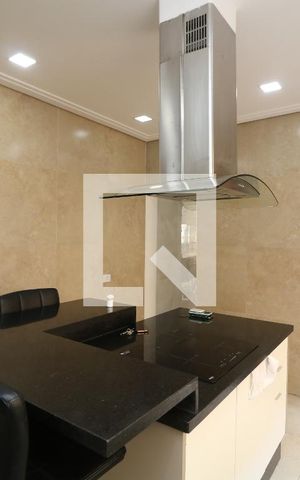 Casa para alugar com 300m², 3 quartos e 3 vagasCozinha