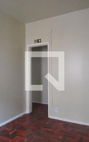 Casa à venda com 324m², 4 quartos e 5 vagasQuarto 2