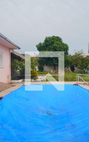 Casa à venda com 324m², 4 quartos e 5 vagasPiscina