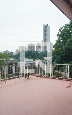 Casa à venda com 324m², 4 quartos e 5 vagasÁrea externa