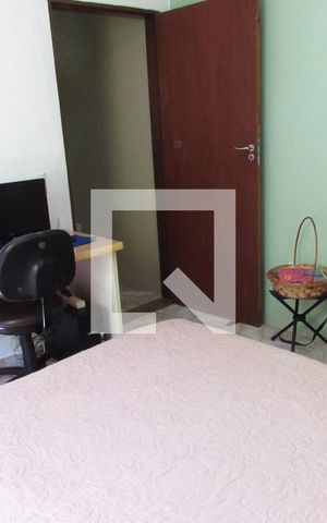 Casa para alugar com 125m², 2 quartos e 3 vagasSuíte