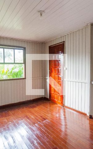 Casa para alugar com 72m², 2 quartos e sem vagaSala