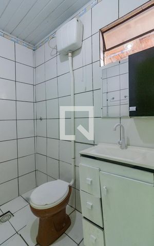 Casa para alugar com 72m², 2 quartos e sem vagaBanheiro