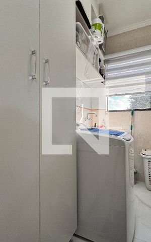 Casa à venda com 239m², 4 quartos e 4 vagasLavanderia