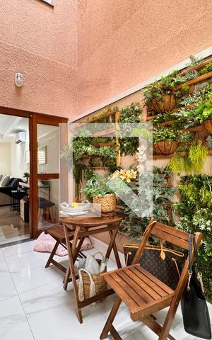 Casa à venda com 239m², 4 quartos e 4 vagasJardim de inverno