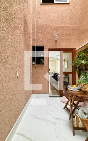 Casa à venda com 239m², 4 quartos e 4 vagasJardim de inverno