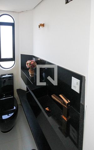 Apartamento para alugar com 350m², 3 quartos e 3 vagas Apartamento para alugar com 350m², 3 quartos e 3 vagasLavabo