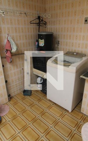 Casa à venda com 300m², 5 quartos e 2 vagasÁrea de Serviço