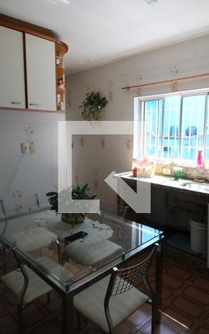 Casa à venda com 300m², 5 quartos e 2 vagasCozinha