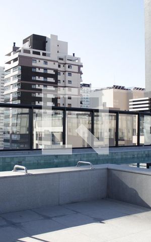 Studio para alugar com 23m², 1 quarto e sem vagaPiscina