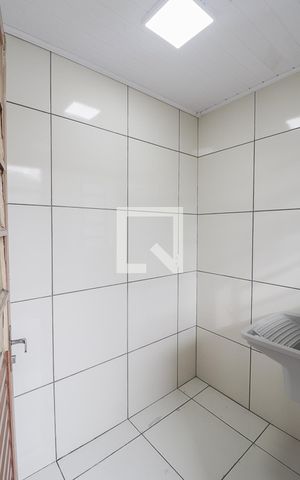 Casa à venda com 70m², 2 quartos e 1 vaga Casa à venda com 70m², 2 quartos e 1 vagaÁrea de Serviço