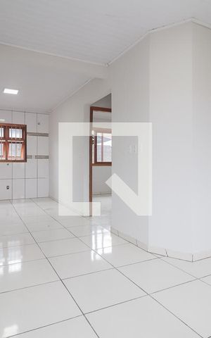 Casa à venda com 70m², 2 quartos e 1 vaga Casa à venda com 70m², 2 quartos e 1 vagaSala