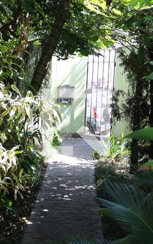 Casa à venda com 320m², 4 quartos e 4 vagasQuintal