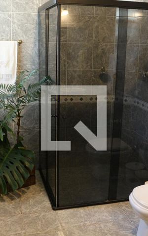 Casa à venda com 320m², 4 quartos e 4 vagasBanheiro 1