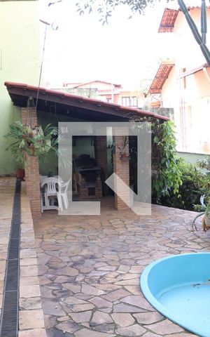 Casa à venda com 320m², 4 quartos e 4 vagasQuintal