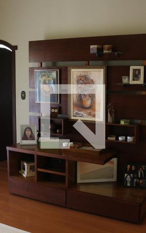 Casa à venda com 320m², 4 quartos e 4 vagasQuarto 1
