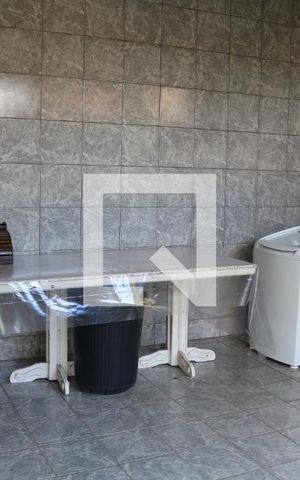 Casa à venda com 320m², 4 quartos e 4 vagasÁrea de Serviço