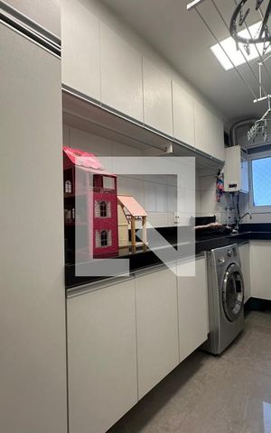 Apartamento para alugar com 171m², 3 quartos e 3 vagasÁrea de Serviço