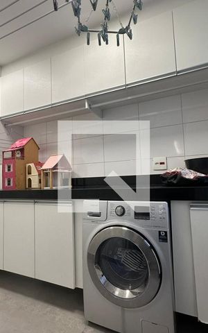Apartamento para alugar com 171m², 3 quartos e 3 vagasÁrea de Serviço