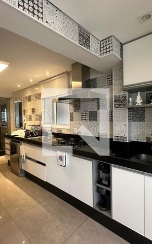 Apartamento para alugar com 171m², 3 quartos e 3 vagasCozinha