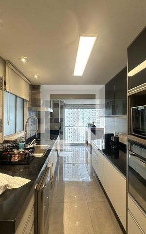 Apartamento para alugar com 171m², 3 quartos e 3 vagasCozinha