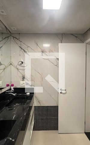 Apartamento para alugar com 171m², 3 quartos e 3 vagasBanheiro da Suíte 1