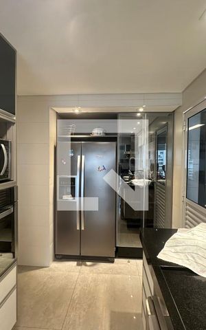 Apartamento para alugar com 171m², 3 quartos e 3 vagasCozinha